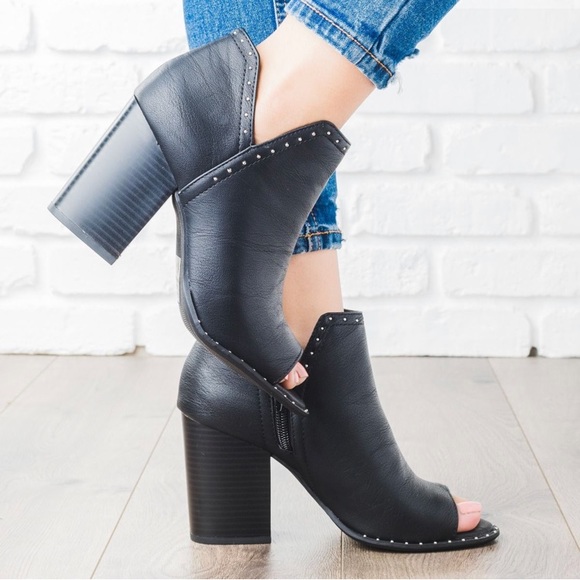 Shoes - SOLD OUT